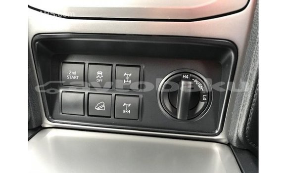 Buy Import Toyota Prado White Car in Import - Dubai in Abseron Buy Import Toyota Prado White Car in Import - Dubai in Abseron