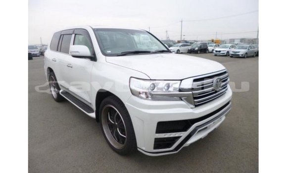 Buy Import Toyota Land Cruiser White Car in Import - Dubai in Abseron Buy Import Toyota Land Cruiser White Car in Import - Dubai in Abseron