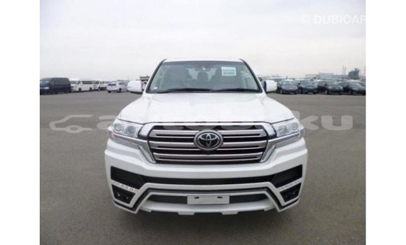 Buy Import Toyota Land Cruiser White Car in Import - Dubai in Abseron Buy Import Toyota Land Cruiser White Car in Import - Dubai in Abseron