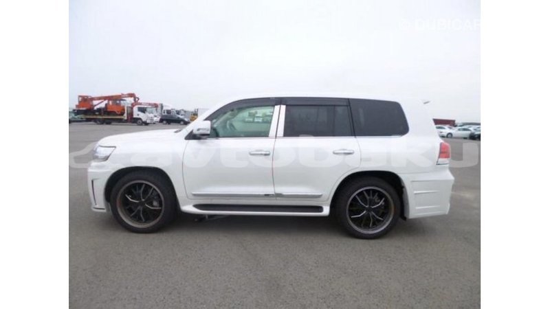 Big with watermark toyota land cruiser abseron import dubai 2501