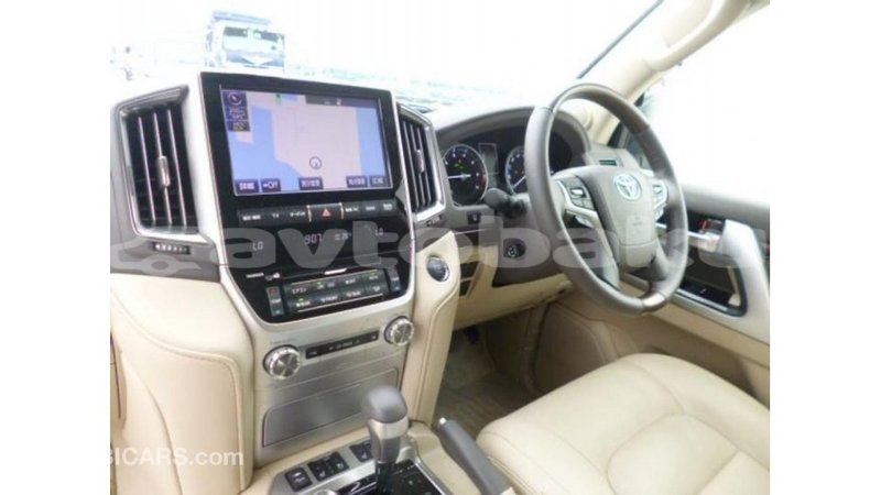 Big with watermark toyota land cruiser abseron import dubai 2501