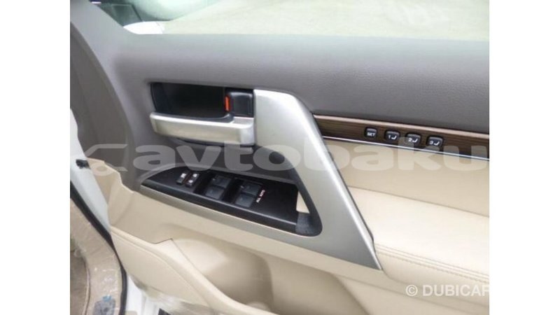 Big with watermark toyota land cruiser abseron import dubai 2501