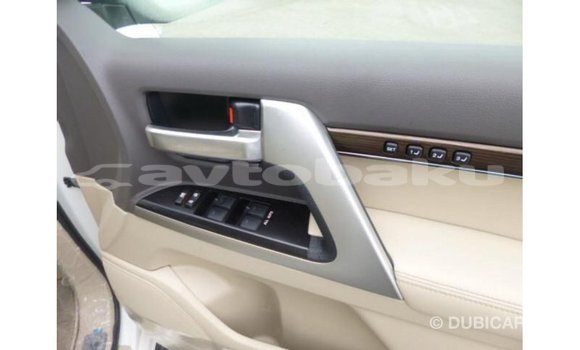 Buy Import Toyota Land Cruiser White Car in Import - Dubai in Abseron Buy Import Toyota Land Cruiser White Car in Import - Dubai in Abseron
