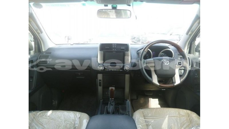 Big with watermark toyota prado abseron import dubai 2508