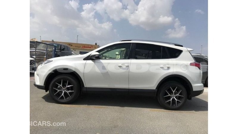 Big with watermark toyota 4runner abseron import dubai 2524