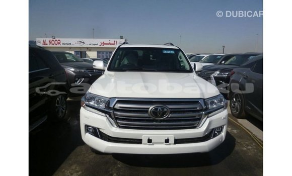 Buy Import Toyota Land Cruiser White Car in Import - Dubai in Abseron Buy Import Toyota Land Cruiser White Car in Import - Dubai in Abseron