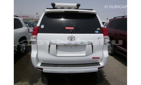 Buy Import Toyota Prado White Car in Import - Dubai in Abseron Buy Import Toyota Prado White Car in Import - Dubai in Abseron