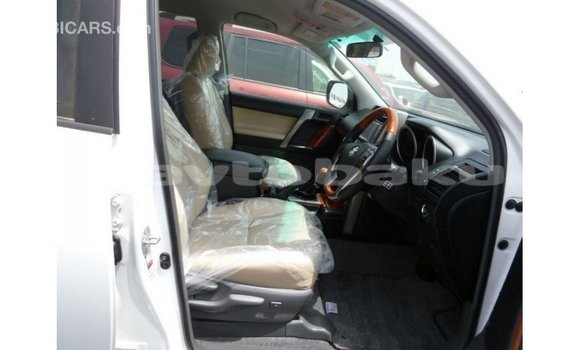 Buy Import Toyota Prado White Car in Import - Dubai in Abseron Buy Import Toyota Prado White Car in Import - Dubai in Abseron