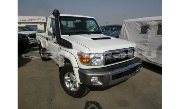 Buy Import Toyota Land Cruiser White Car in Import - Dubai in Abseron Buy Import Toyota Land Cruiser White Car in Import - Dubai in Abseron