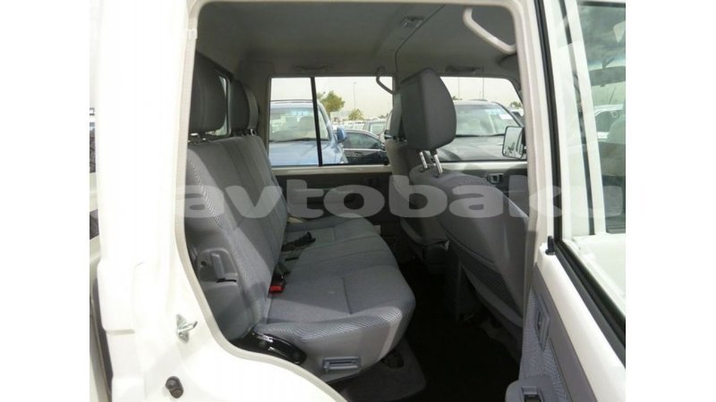 Big with watermark toyota land cruiser abseron import dubai 2545