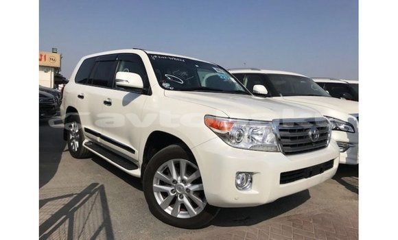 Buy Import Toyota Land Cruiser White Car in Import - Dubai in Abseron Buy Import Toyota Land Cruiser White Car in Import - Dubai in Abseron