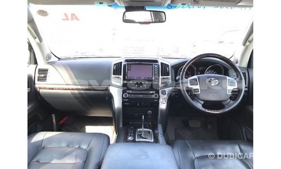 Buy Import Toyota Land Cruiser White Car in Import - Dubai in Abseron Buy Import Toyota Land Cruiser White Car in Import - Dubai in Abseron
