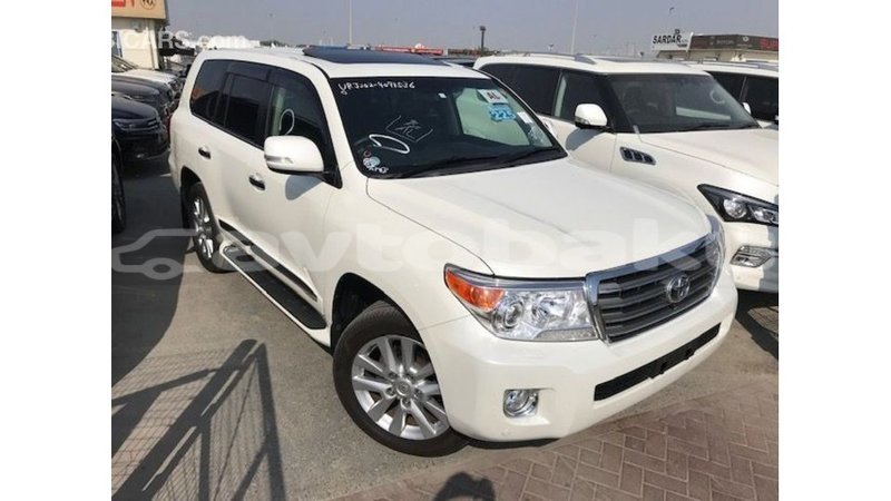 Big with watermark toyota land cruiser abseron import dubai 2547