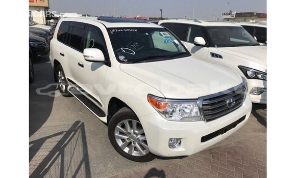 Buy Import Toyota Land Cruiser White Car in Import - Dubai in Abseron Buy Import Toyota Land Cruiser White Car in Import - Dubai in Abseron