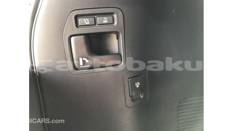 Big with watermark toyota land cruiser abseron import dubai 2547