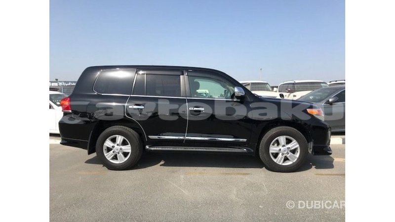 Big with watermark toyota land cruiser abseron import dubai 2548