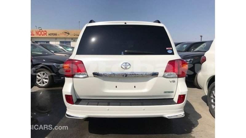 Big with watermark toyota land cruiser abseron import dubai 2550