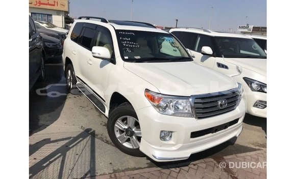 Buy Import Toyota Land Cruiser White Car in Import - Dubai in Abseron Buy Import Toyota Land Cruiser White Car in Import - Dubai in Abseron