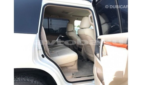 Buy Import Toyota Land Cruiser White Car in Import - Dubai in Abseron Buy Import Toyota Land Cruiser White Car in Import - Dubai in Abseron