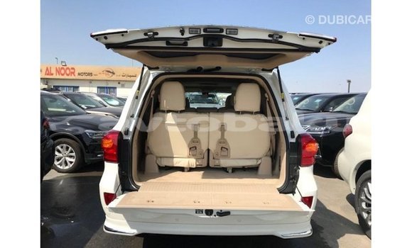 Buy Import Toyota Land Cruiser White Car in Import - Dubai in Abseron Buy Import Toyota Land Cruiser White Car in Import - Dubai in Abseron