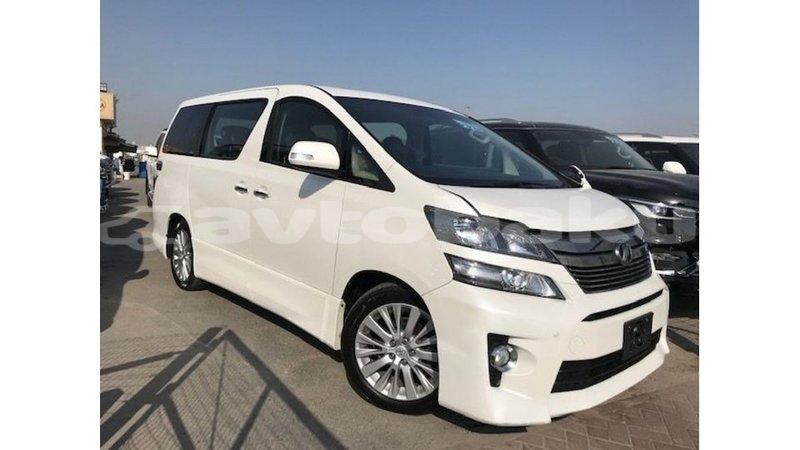 Big with watermark toyota vellfire abseron import dubai 2551