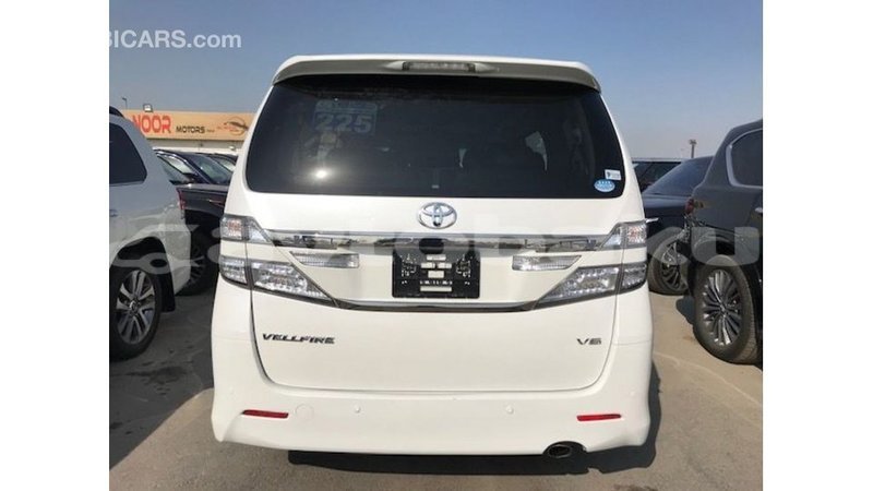 Big with watermark toyota vellfire abseron import dubai 2551