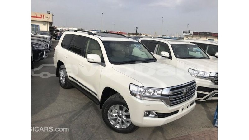 Big with watermark toyota land cruiser abseron import dubai 2552