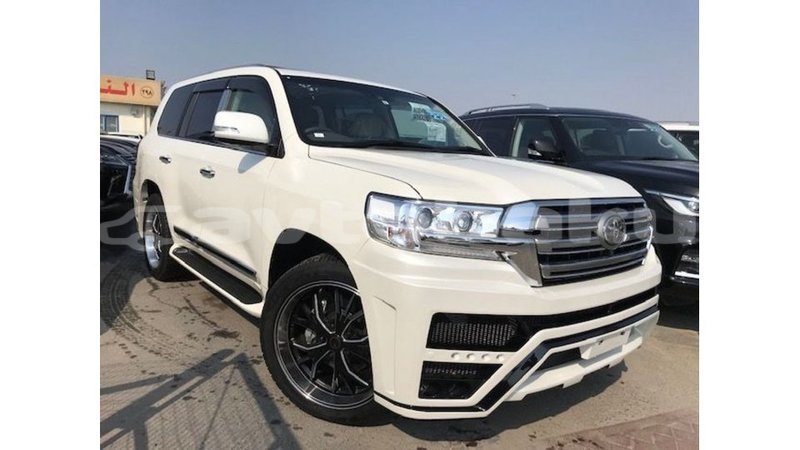 Big with watermark toyota land cruiser abseron import dubai 2555