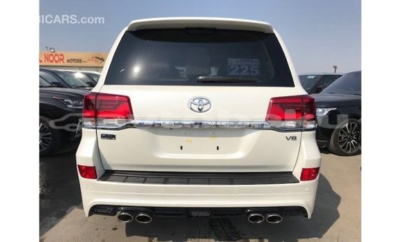 Buy Import Toyota Land Cruiser White Car in Import - Dubai in Abseron Buy Import Toyota Land Cruiser White Car in Import - Dubai in Abseron