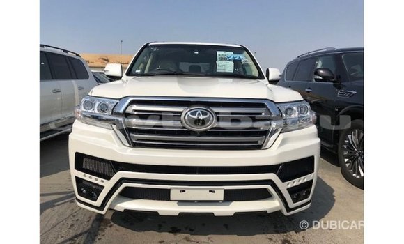 Buy Import Toyota Land Cruiser White Car in Import - Dubai in Abseron Buy Import Toyota Land Cruiser White Car in Import - Dubai in Abseron