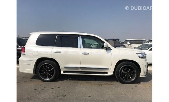 Buy Import Toyota Land Cruiser White Car in Import - Dubai in Abseron Buy Import Toyota Land Cruiser White Car in Import - Dubai in Abseron
