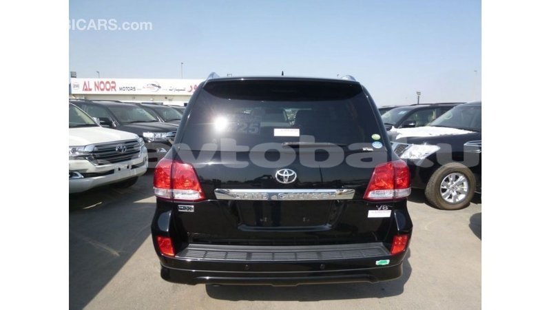 Big with watermark toyota land cruiser abseron import dubai 2557