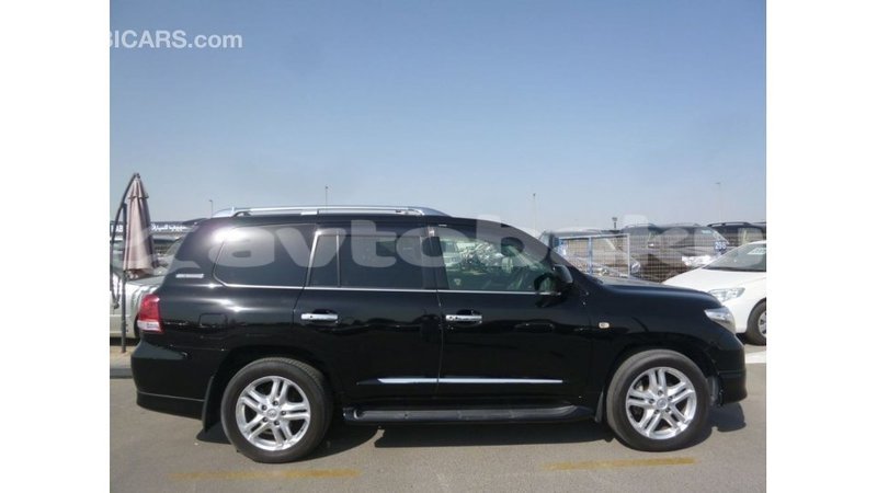 Big with watermark toyota land cruiser abseron import dubai 2557