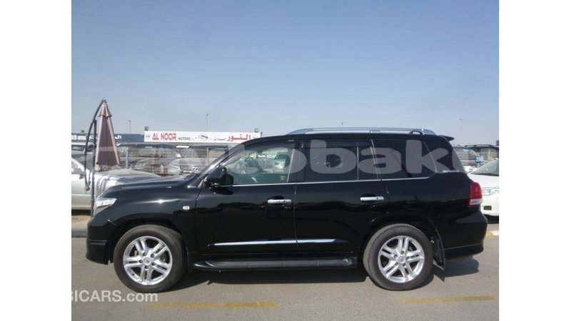 Big with watermark toyota land cruiser abseron import dubai 2557