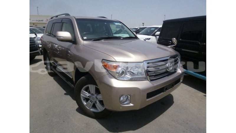 Big with watermark toyota land cruiser abseron import dubai 2559