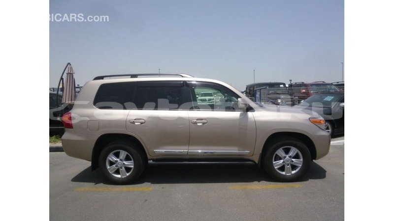 Big with watermark toyota land cruiser abseron import dubai 2559