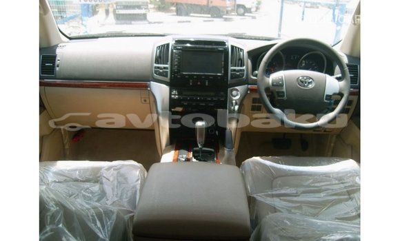 Buy Import Toyota Land Cruiser White Car in Import - Dubai in Abseron Buy Import Toyota Land Cruiser White Car in Import - Dubai in Abseron