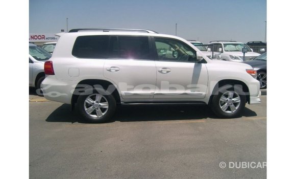 Buy Import Toyota Land Cruiser White Car in Import - Dubai in Abseron Buy Import Toyota Land Cruiser White Car in Import - Dubai in Abseron