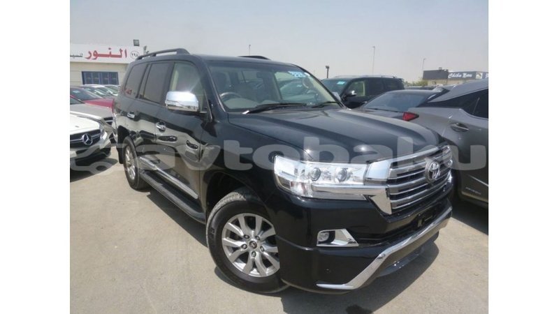 Big with watermark toyota land cruiser abseron import dubai 2562