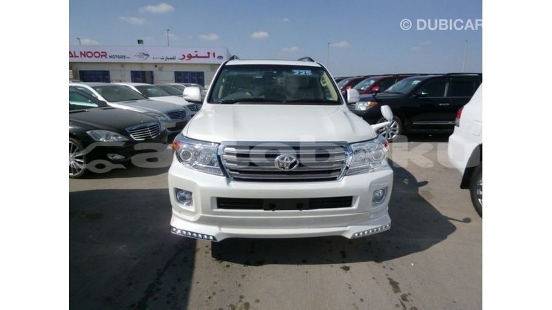 Big with watermark toyota land cruiser abseron import dubai 2563