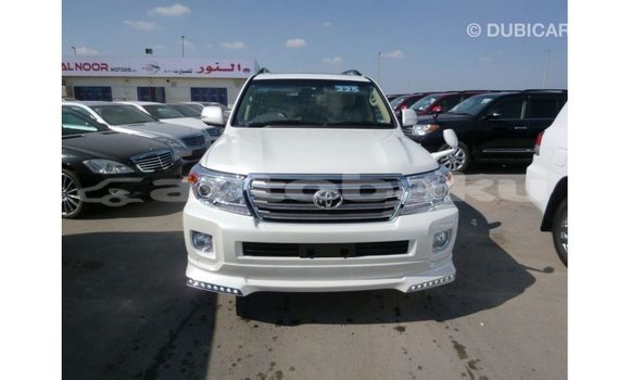 Buy Import Toyota Land Cruiser White Car in Import - Dubai in Abseron Buy Import Toyota Land Cruiser White Car in Import - Dubai in Abseron