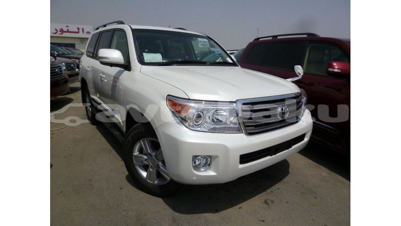 Big with watermark toyota land cruiser abseron import dubai 2564