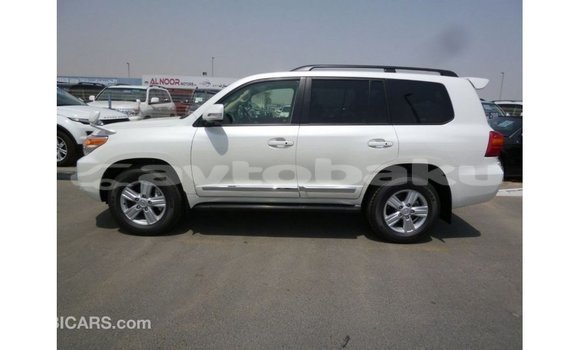 Buy Import Toyota Land Cruiser White Car in Import - Dubai in Abseron Buy Import Toyota Land Cruiser White Car in Import - Dubai in Abseron