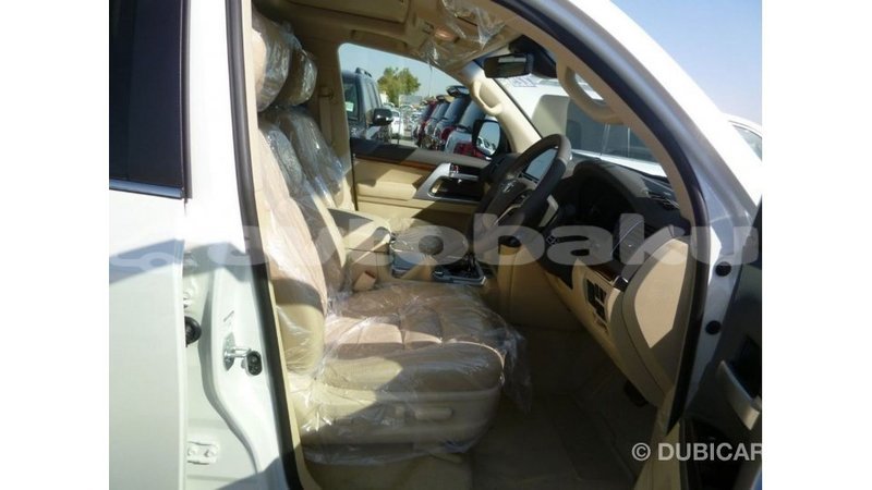 Big with watermark toyota land cruiser abseron import dubai 2565