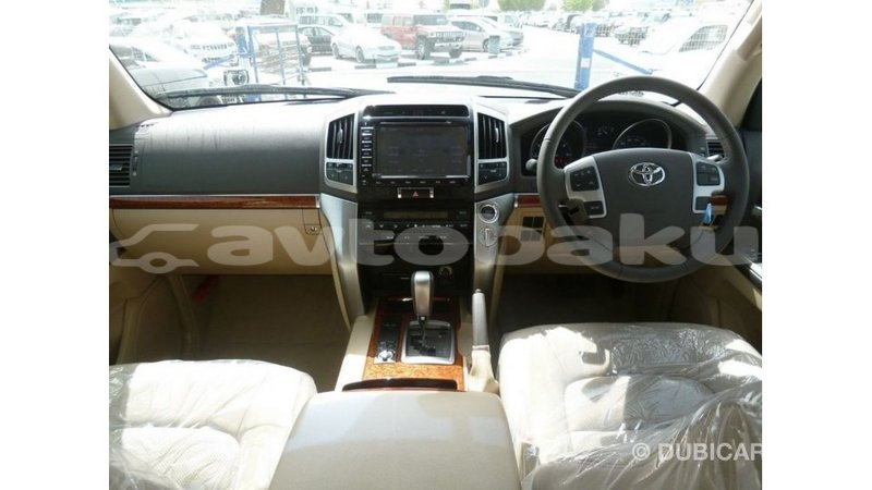 Big with watermark toyota land cruiser abseron import dubai 2567