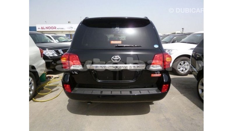Big with watermark toyota land cruiser abseron import dubai 2567