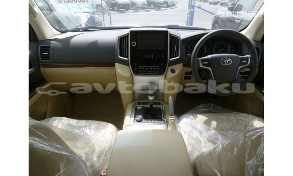 Buy Import Toyota Land Cruiser White Car in Import - Dubai in Abseron Buy Import Toyota Land Cruiser White Car in Import - Dubai in Abseron