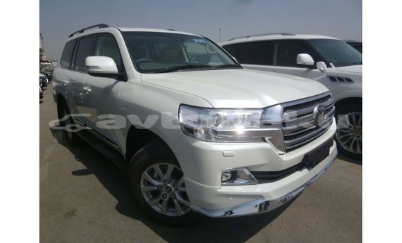 Buy Import Toyota Land Cruiser White Car in Import - Dubai in Abseron Buy Import Toyota Land Cruiser White Car in Import - Dubai in Abseron