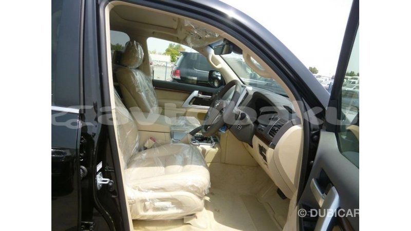 Big with watermark toyota land cruiser abseron import dubai 2575