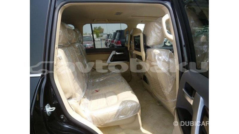 Big with watermark toyota land cruiser abseron import dubai 2575